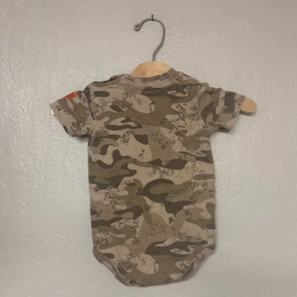 $12 carhartt camo onesie 9M Zara‎ Janie and Jack Hanna Andersson Mini Boden